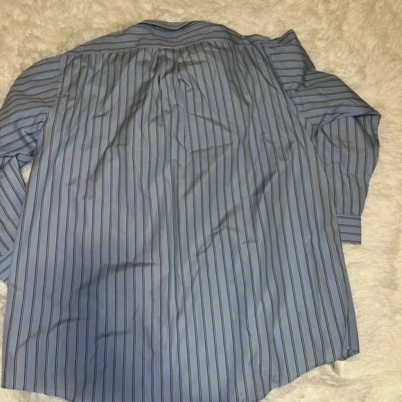 Walt Disney World Long Sleeve Button Up Dress Shirt Mens XL Mickey Mouse Embroid - Picture 4 of 6